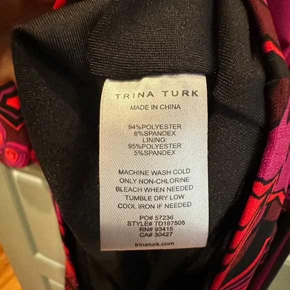 Trina Turk Joni Printed Bell Sleeve Dress Medium - Picture 9 of 9